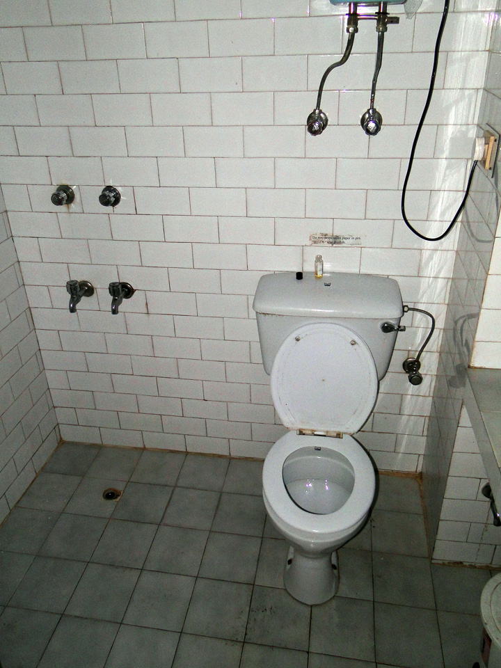 Bitte mit Würde spülen.